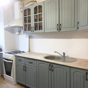 Kuchnia 2026: Sprawna wentylacja + idealne malowanie natryskowe — Renowacja kuchni 2026