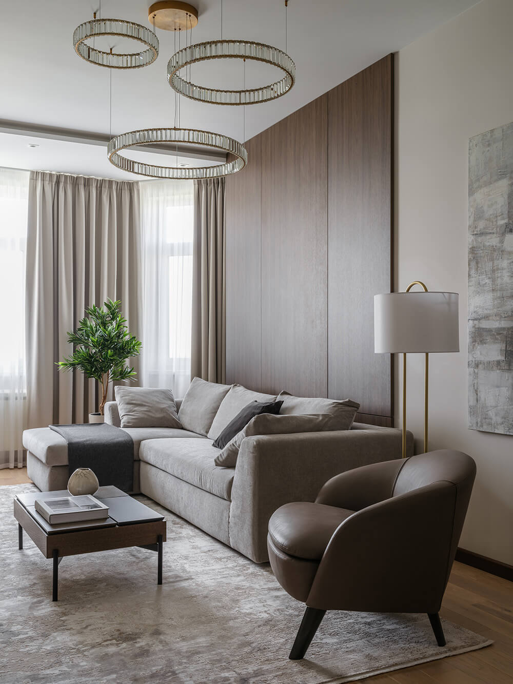 Udane połączenia kolorystyczne z orzechem: inspiracje na wnętrza 2026 i aranżacje.