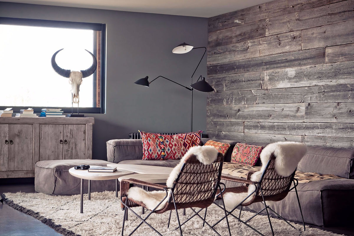 Skandynawskie wnętrze z jasnym drewnem – drewno w stylu skandynawskim w aranżacji