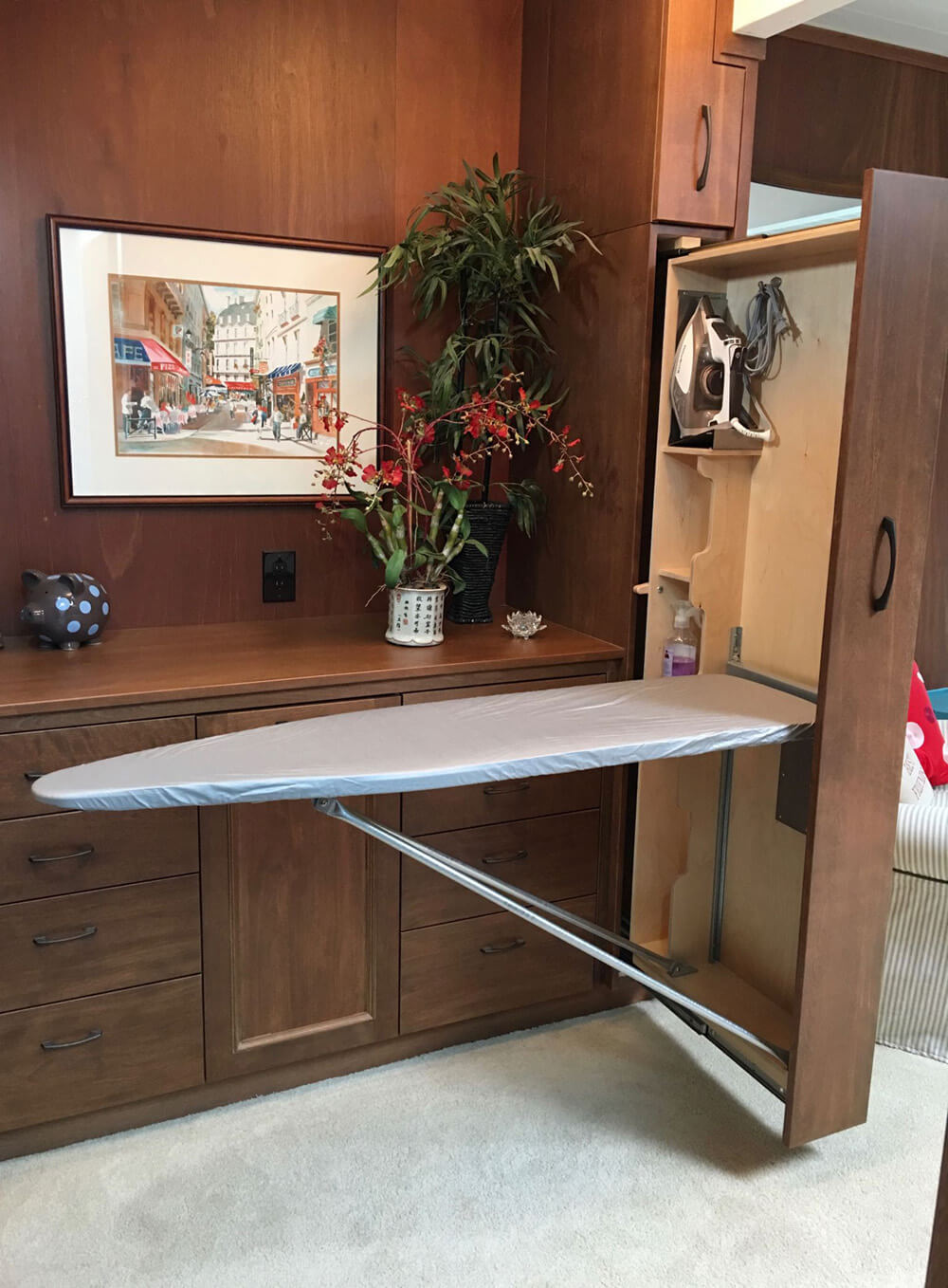 Innowacyjne sposoby przechowywania deski do prasowania: praktyczne rozwiązanie w 2026 roku.