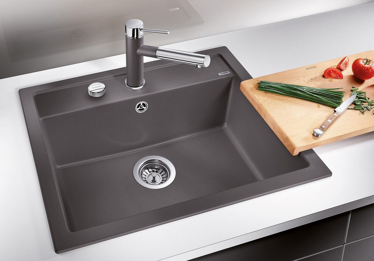 Zlewozmywak kuchenny ze stali nierdzewnej: praktyczny i higieniczny wybór do każdej kuchni.