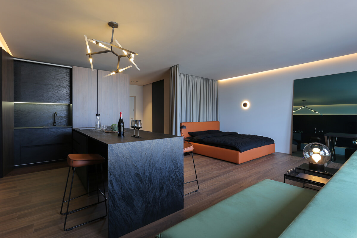 Projekt mieszkania pod wynajem Praktyczny design mieszkania pod wynajem: minimalistyczny wystrój, neutralne barwy i trwałe materiały.
