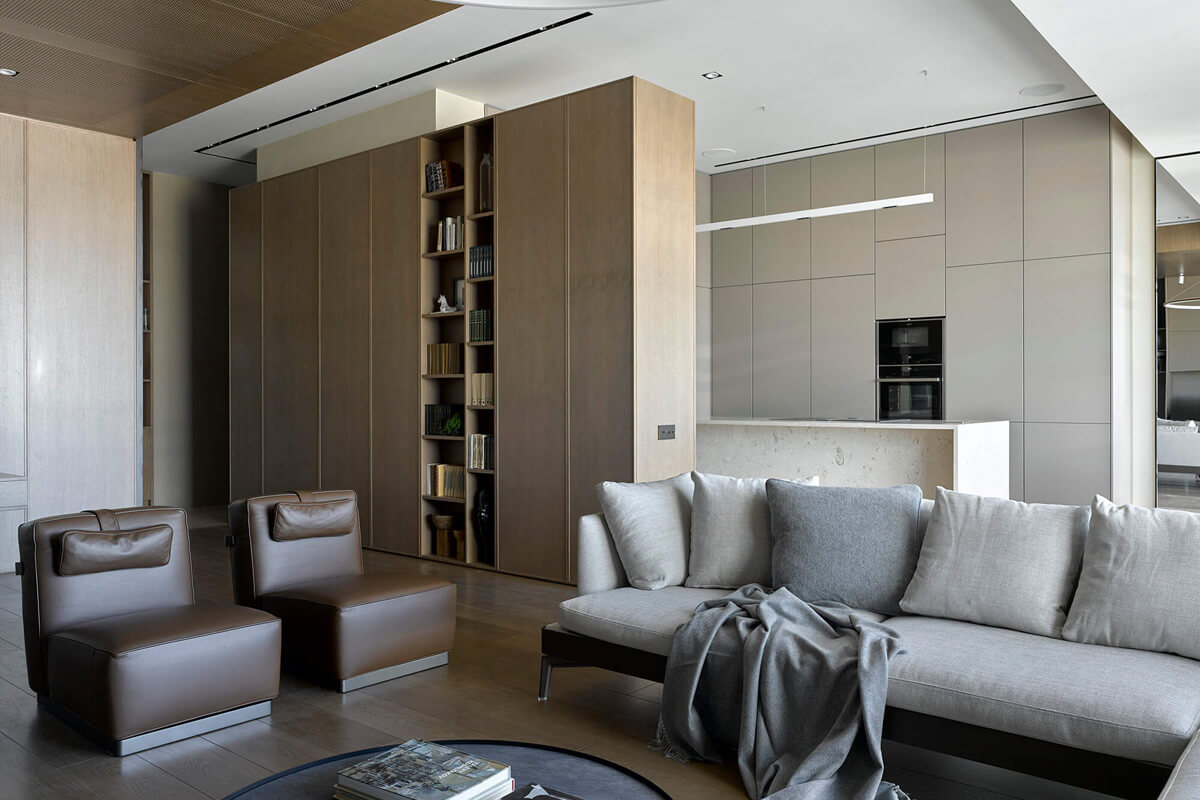 Aranżacja wnętrza w stylu konstruktywizmu z akcentem na kolor i geometrię 2026.