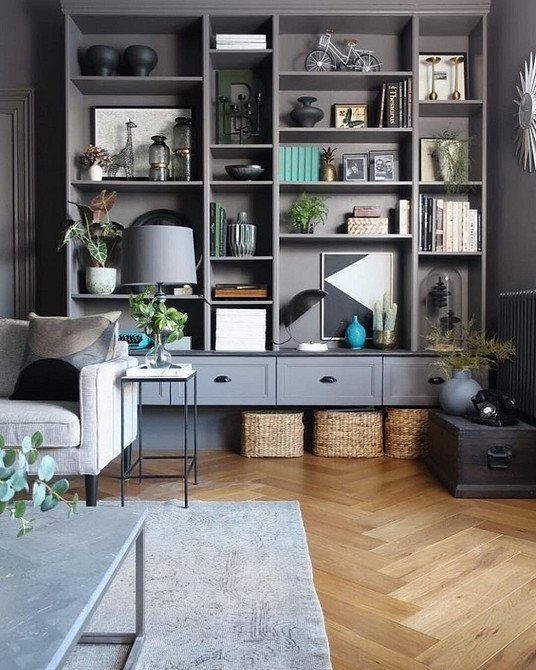 Organizacja przestrzeni roboczej za pomocą półek IKEA – inspiracje 2026