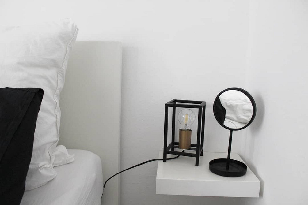 Nowoczesne meble do domu: Półki i regały IKEA dla organizacji przestrzeni w 2026.