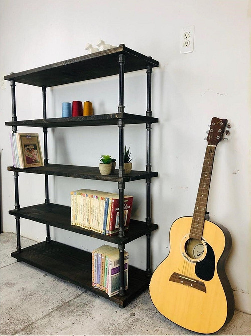 Kreatywny wieszak na ubrania z rur hydraulicznych DIY do przedpokoju