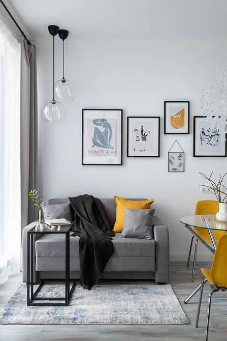 Projekt małego pokoju z wykorzystaniem wielofunkcyjnych mebli i zieleni 2026.