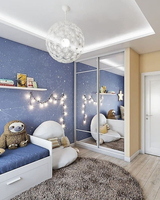 Ergonomiczne planowanie wnętrza szafy wnękowej dla maksymalnego wykorzystania przestrzeni.