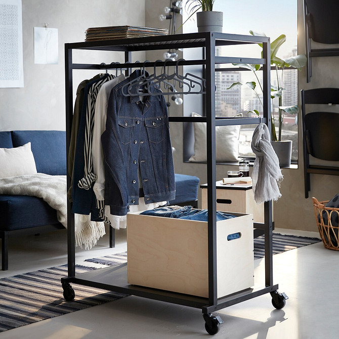 Inspirujące meble IKEA Mobilne elementy wystroju IKEA inspirujące do zmian i odświeżania designu wnętrz.