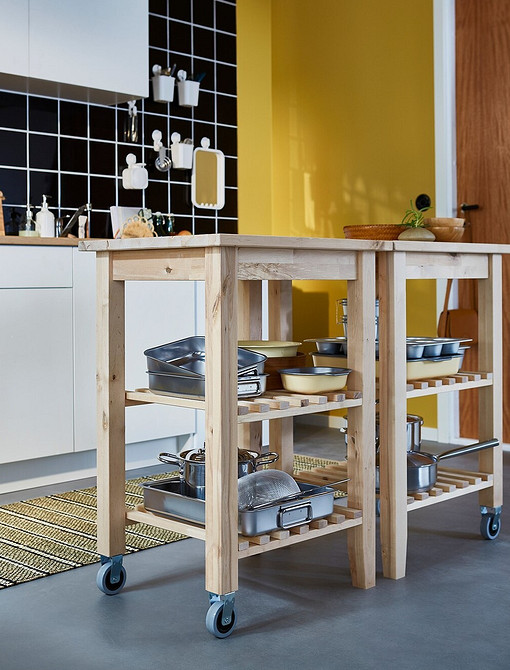Adaptacyjne meble IKEA Praktyczne mobilne meble IKEA do domu, łatwo adaptujące się do zmian.