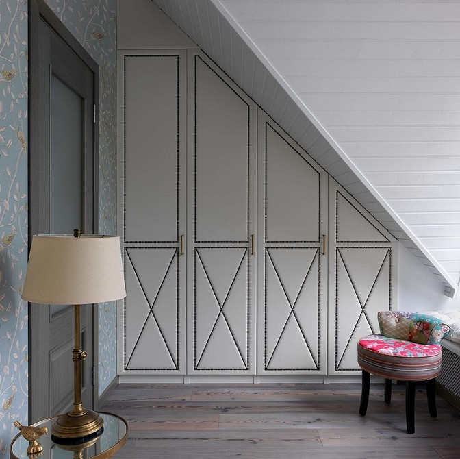 Tania przeróbka mebli DIY: Odśwież swoje mieszkanie niskim kosztem i z pomysłem.