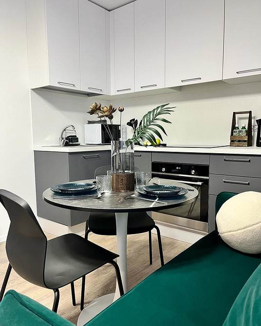 Kanapa do kuchni z łatwą w czyszczeniu tapicerką: idealna dla rodzin z dziećmi. Tkanina hydrofobowa