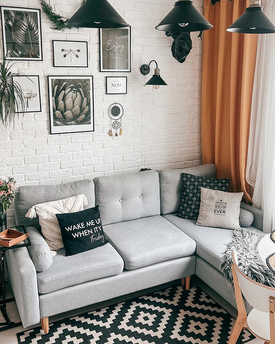 Kanapa łatwa w czyszczeniu Kanapa kuchenna z tapicerką z trwałej i łatwej w czyszczeniu tkaniny.