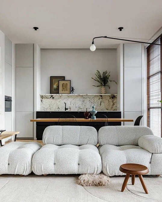 Sofy 2026: Innowacyjne materiały i technologie w produkcji sof.