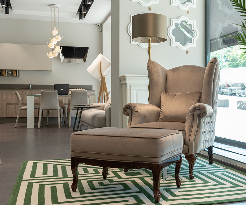 Fotel Kapitone: Wygoda Stylowy fotel z tapicerką kapitone, welur w aranżacji wnętrz w 2026.