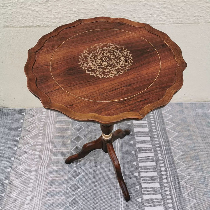 Shabby chic stół Dekorowanie starego stołu w stylu shabby chic: inspiracje do metamorfozy.