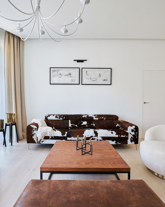 7 modnych zestawień kolorystycznych. Siedem udanych połączeń kolorystycznych sofy i ścian w nowoczesnym wystroju.