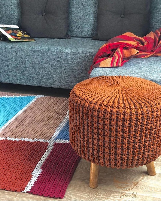 Jak uszyć pufę z tkaniny DIY: poradnik krok po kroku, dekoracje i wykończenia