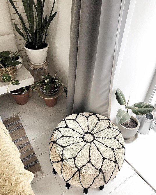 Pufa do salonu DIY: design, komfort i funkcjonalność w jednym meblu