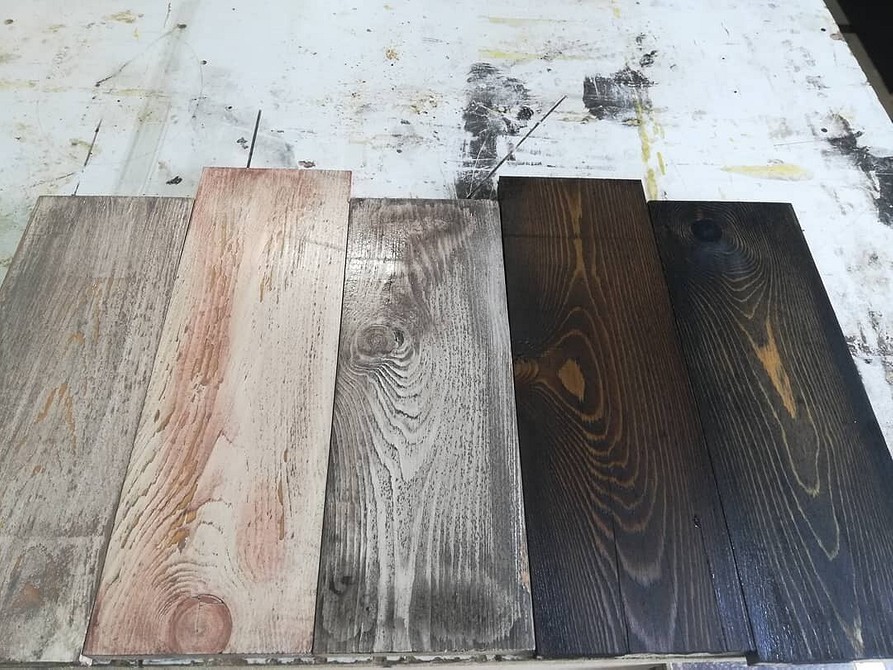 Krok po kroku DIY Proces postarzania drewna: szlifowanie, bejcowanie i patynowanie krok po kroku DIY.