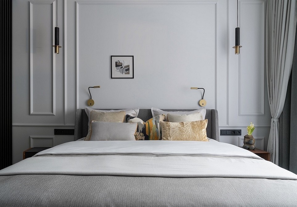 Wysokość łóżka: wpływ na komfort i design sypialni z łóżkiem