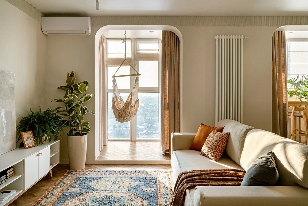 Komfortowe krzesło w salonie: jak wybrać i gdzie umieścić dla wygody.