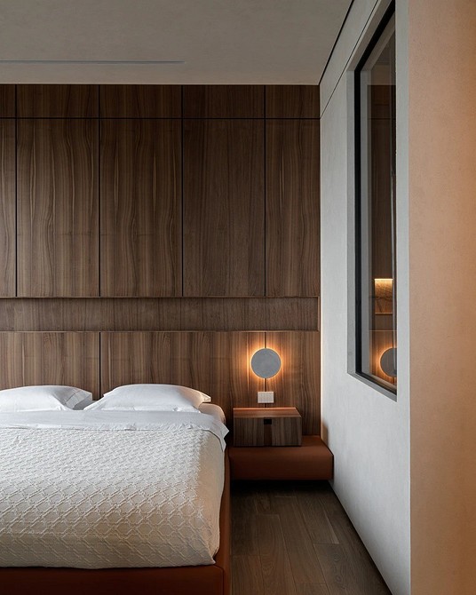 Geometryczne wzory Designerskie wezgłowie z geometrycznymi wzorami – akcent w sypialni.