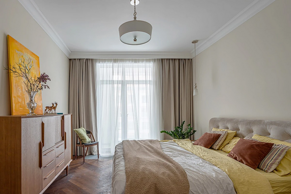 Stylowy salon 2026: unikalny design wnętrza z indywidualnie dobranymi meblami.