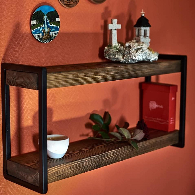 Proste w wykonaniu półki DIY na mały balkon – optymalizacja przestrzeni w 2026.