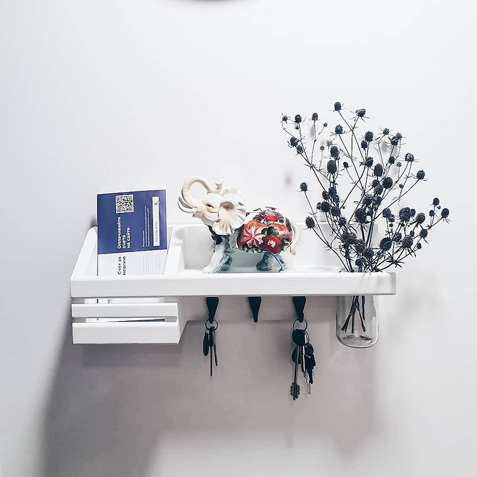 Półki DIY na mały balkon wykonane z materiałów z recyklingu - oszczędność miejsca 2026.