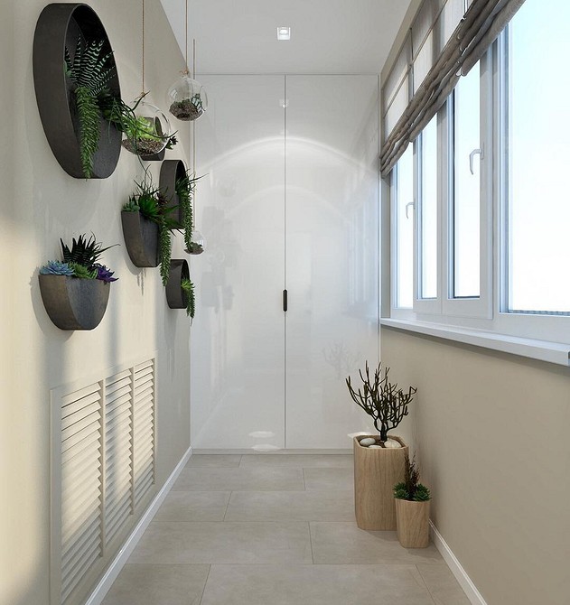 Przechowywanie na balkonie Funkcjonalna szafa na balkonie: meble do przechowywania na małym balkonie.