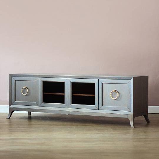 Dekoracyjna Szafka RTV Stylowa szafka RTV z dekoracjami. Idealna do ożywienia salonu.