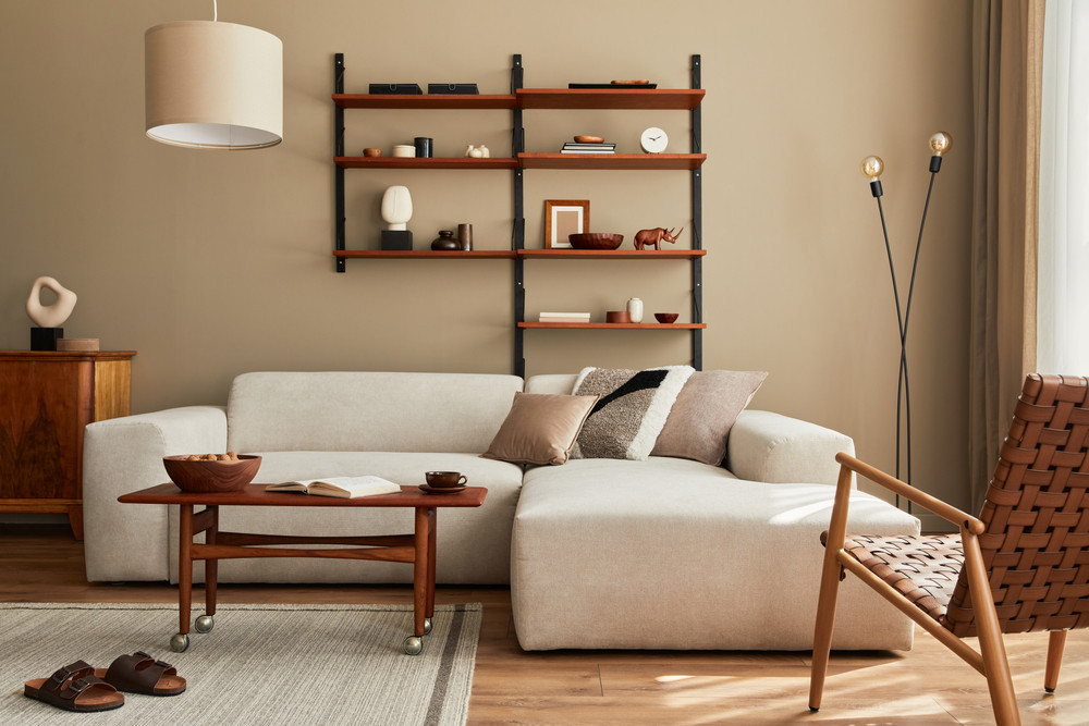 Modułowa szara sofa Modułowa sofa w kolorze szarym, stanowiąca przykład funkcjonalności i nowoczesnego designu wnętrz 2026.