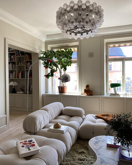 Minimalistyczna sofa 2026 Nowoczesna sofa o minimalistycznym designie: trendy i porady dotyczące wyboru w 2026.