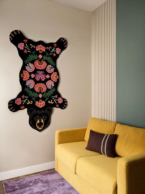 Bezpieczny sofa dla dziecka Ergonomiczny sofa do pokoju dziecięcego: bezpieczeństwo, komfort i edukacyjny design.