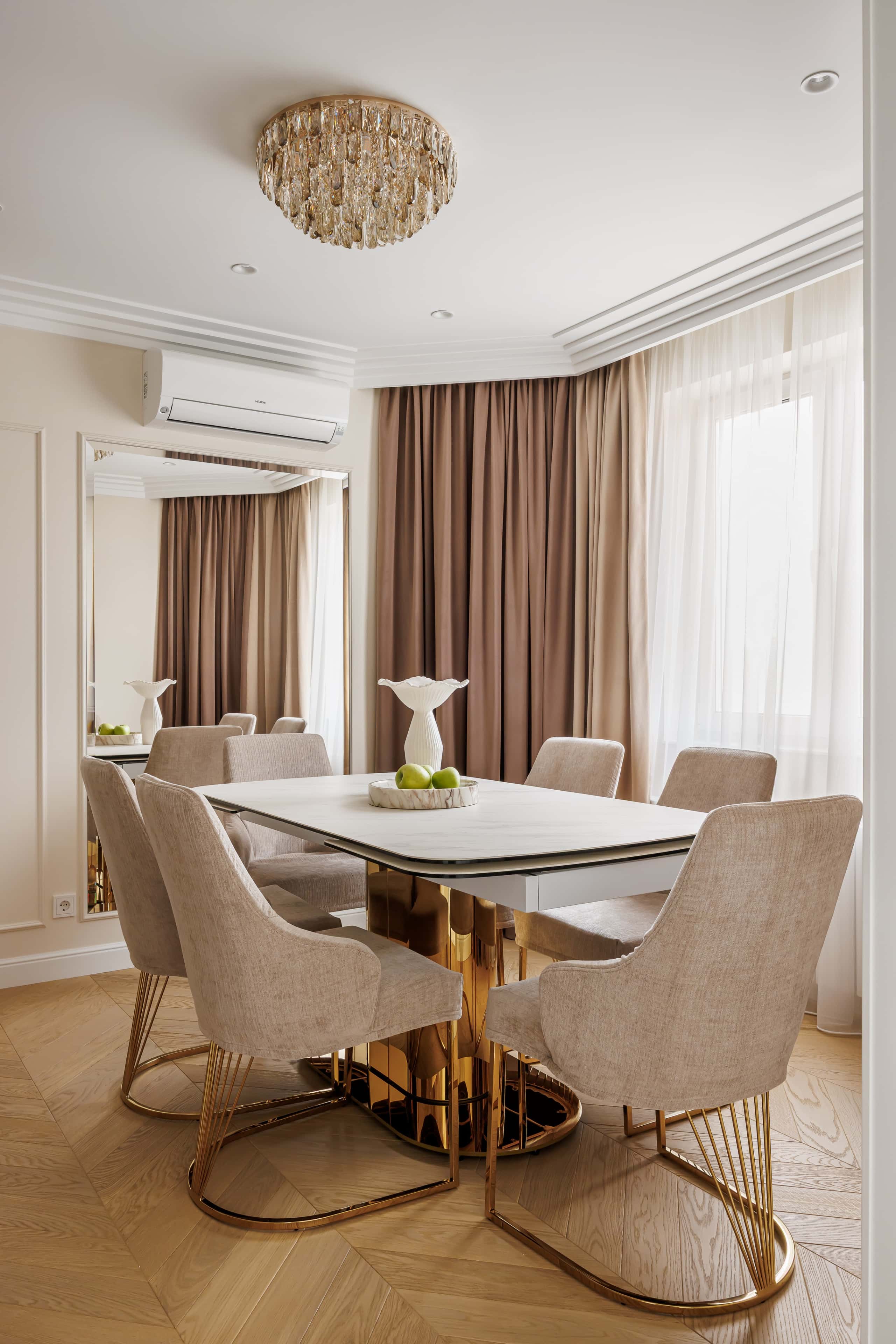 Nowoczesny design wnętrza mieszkania w Kijowie: jasne barwy i minimalizm.