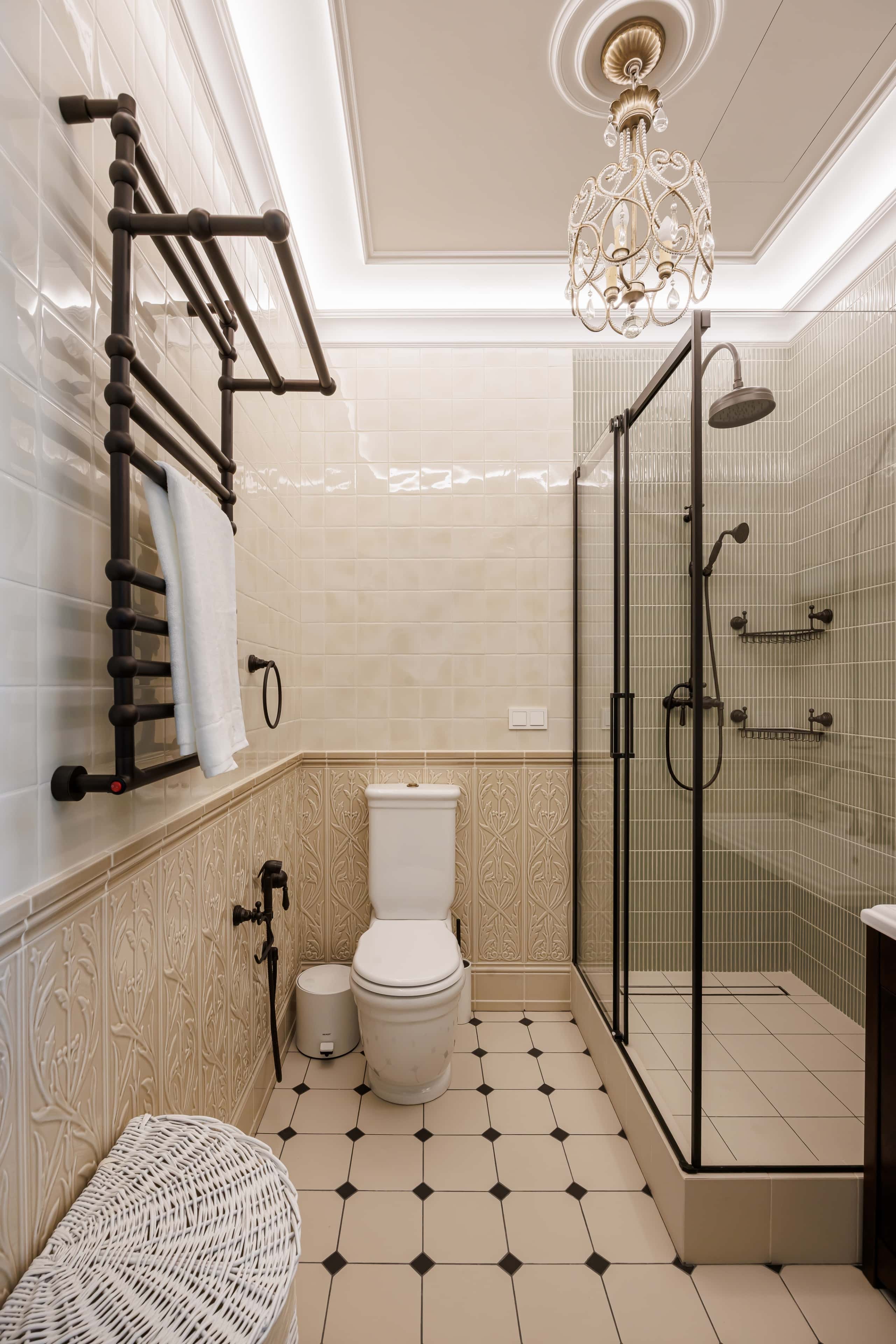 Design wnętrza kuchni w amerykańskim klasycznym stylu: funkcjonalność i estetyka.