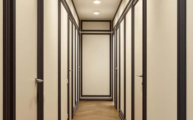 Styl skandynawski w mieszkaniu 4-pokojowym: jasne kolory i naturalne materiały