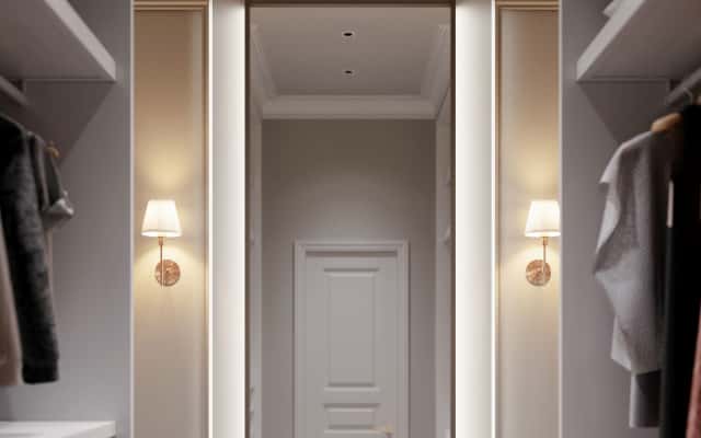 Detale w beżowym wnętrzu domu 2026 - naturalne materiały i styl neoklasyczny.