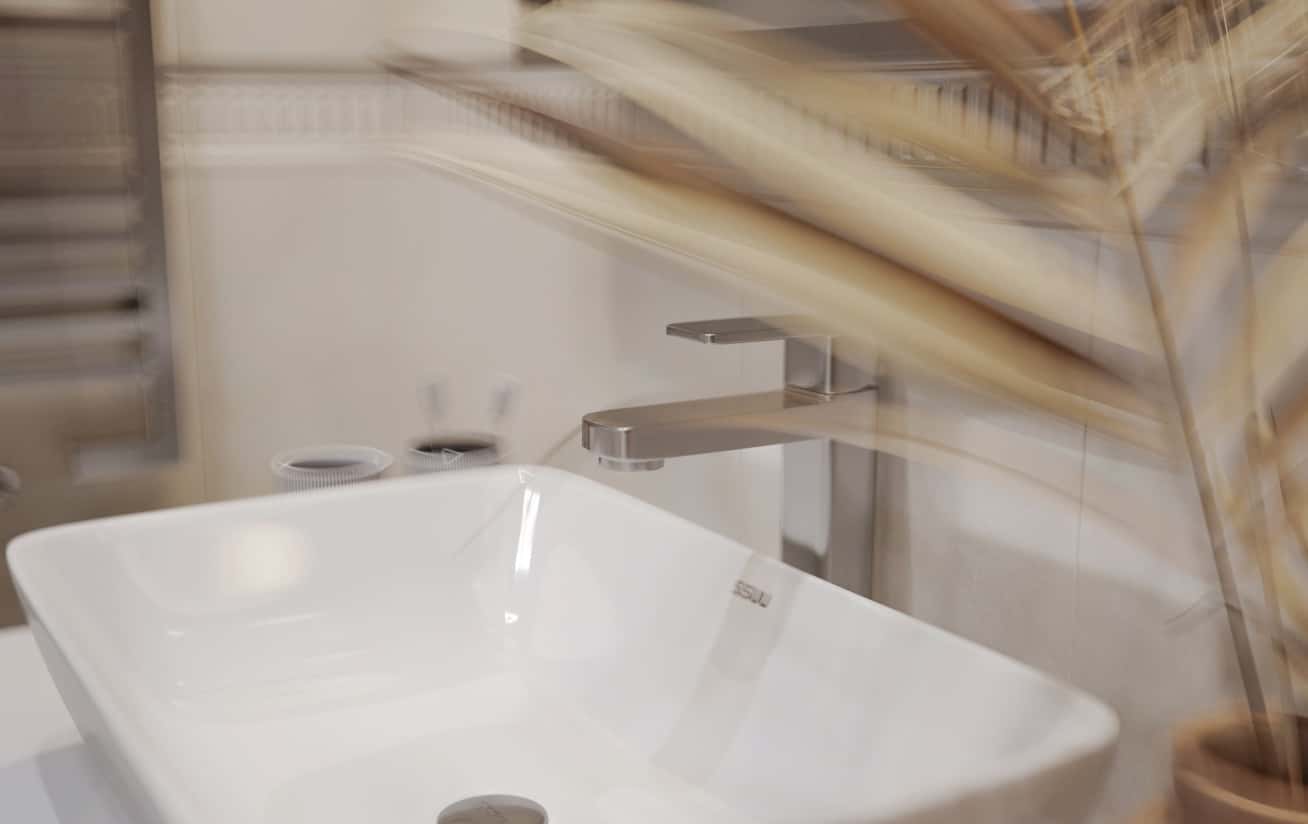 Przytulne beżowe wnętrze domu 2026 z wykorzystaniem naturalnych materiałów i stylu neoklasycznego.