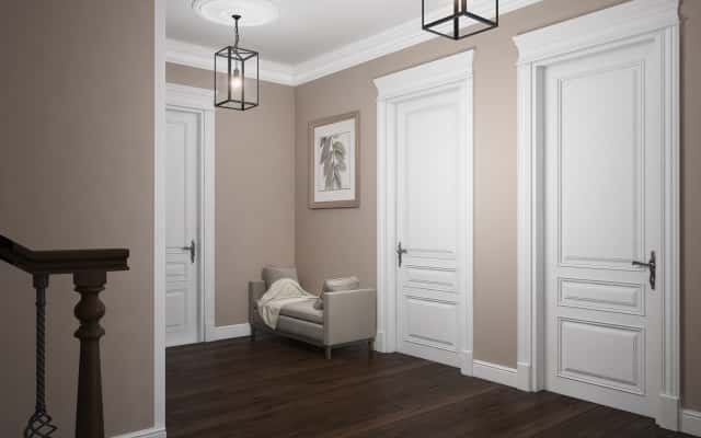 Jadalnia w dwupiętrowym domu z dużym stołem i krzesłami w stylu nowoczesnym