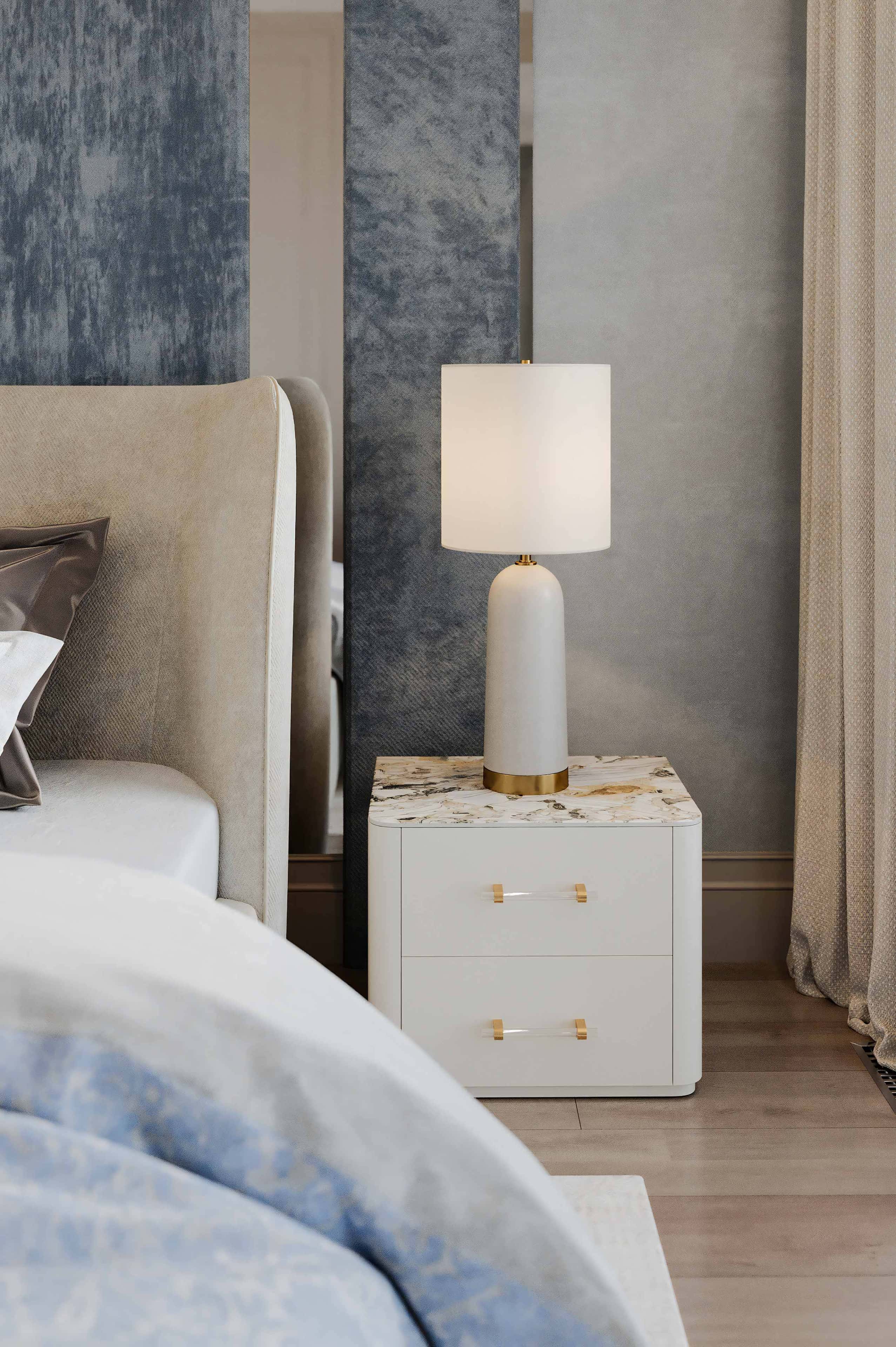 Jasna sypialnia w stylu Art Deco z charakterystycznymi geometrycznymi wzorami