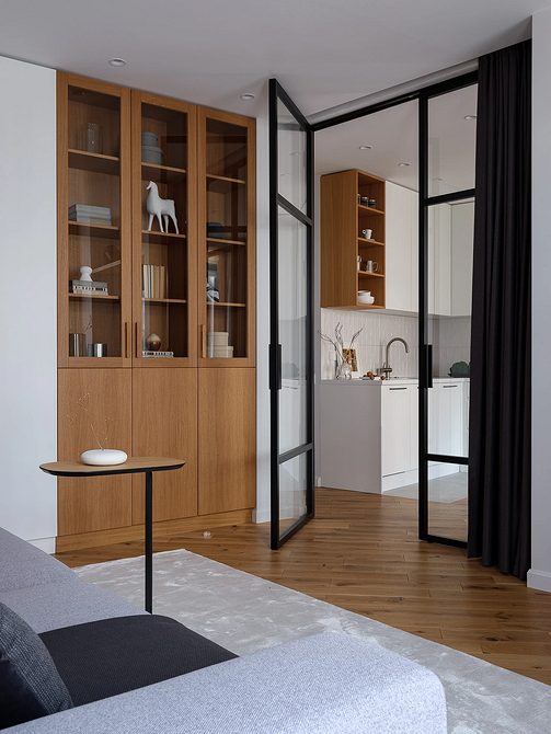 Drzwi wewnętrzne w intensywnym kolorze, jako akcent w minimalistycznym białym wnętrzu.