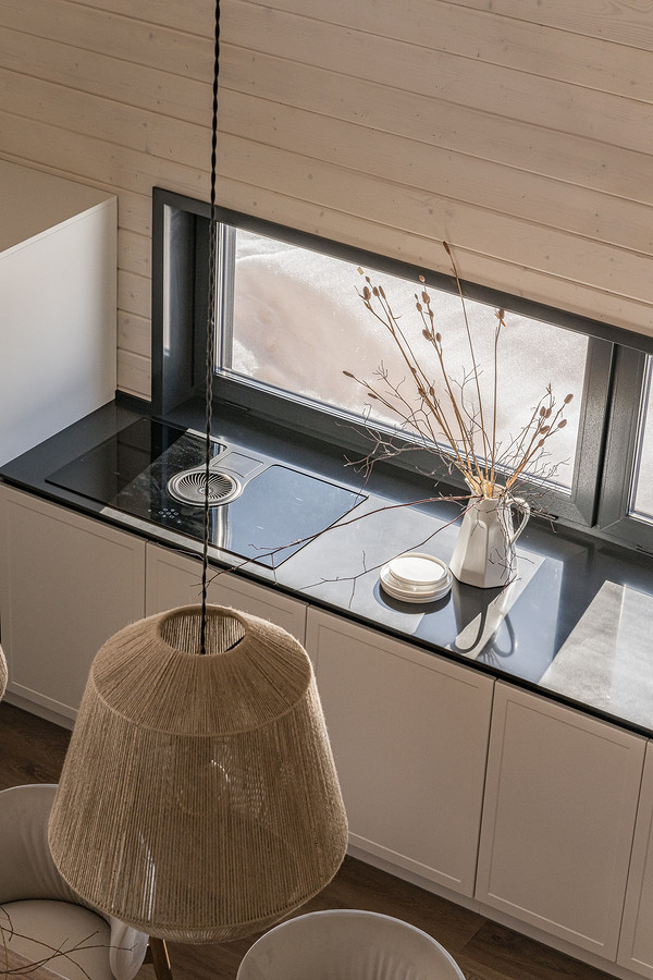 Bezpieczna indukcja Bezpieczne gotowanie na płycie indukcyjnej z blokadą przed dziećmi.