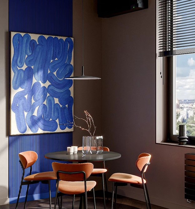 Panele gipsowe 3D w salonie: minimalistyczny design i ekologiczne wykończenie ściany.