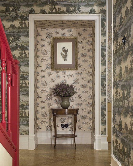 Inspiracje na ściany: Kombinacje tapet idealne do małego mieszkania.