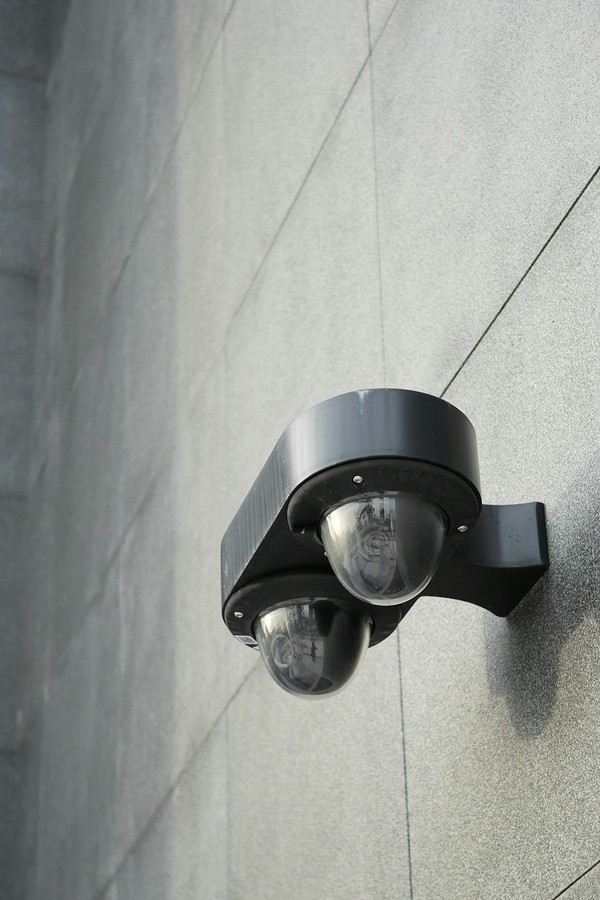 Parametry czujnika: Czułość i czas Ustawianie czułości, czasu świecenia i oświetlenia w czujniku ruchu oświetlenia.