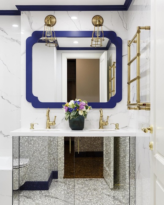 Aranżacje wnętrz: Inspirujące pomysły na dobór koloru listew przypodłogowych do wnętrza.