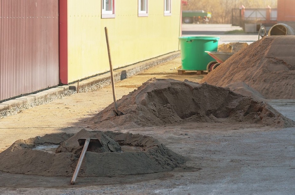 Proporcje zaprawy murarskiej Proporcje zaprawy murarskiej: cement portlandzki, piasek, woda w odpowiednich proporcjach.