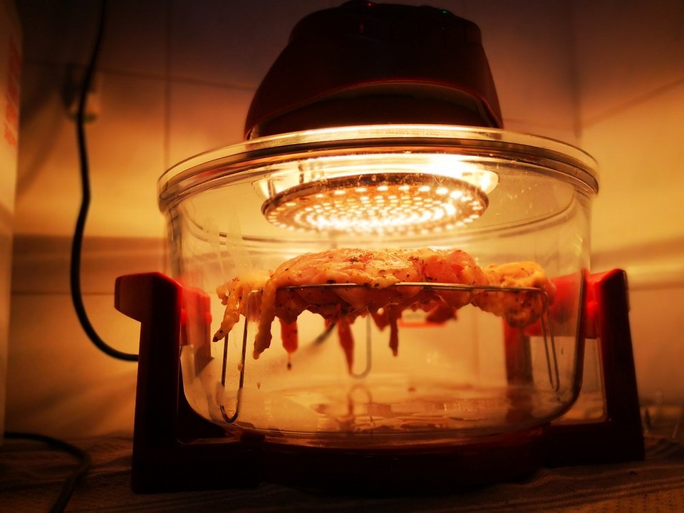 Zdrowa alternatywa dla tradycyjnego smażenia, gotowanie w aerogrilu bez oleju.